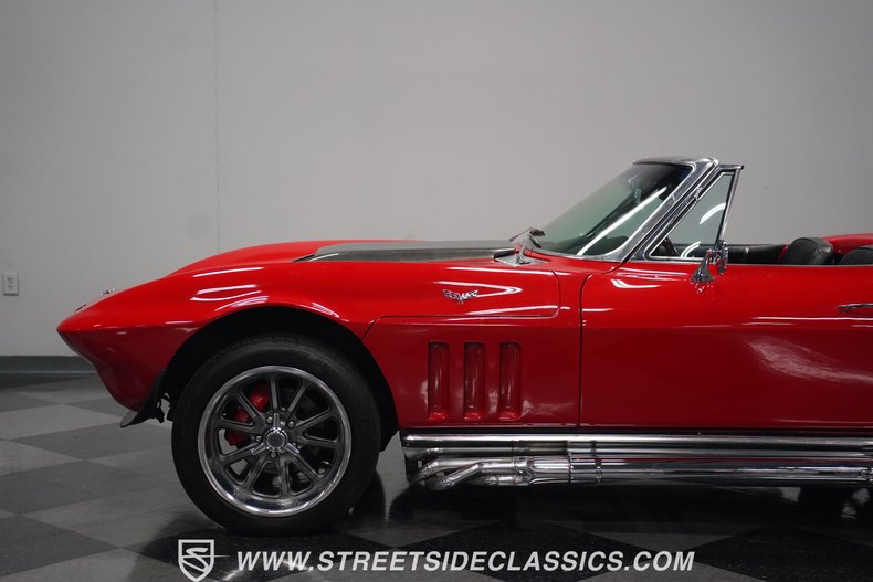 Unknown-Corvette-1965-Rally-Red-Black-19