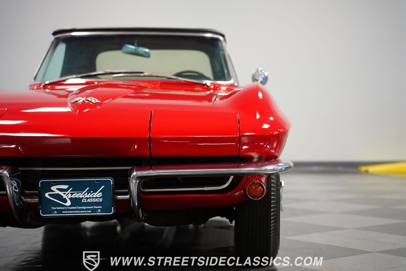 Unknown-Corvette-1965-Rally-Red-Black-22