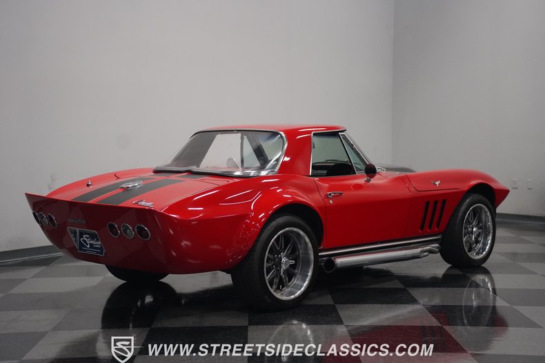 Unknown-Corvette-1965-Rally-Red-Black-27
