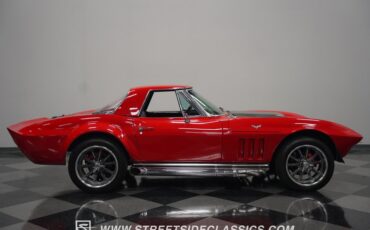 Unknown-Corvette-1965-Rally-Red-Black-29