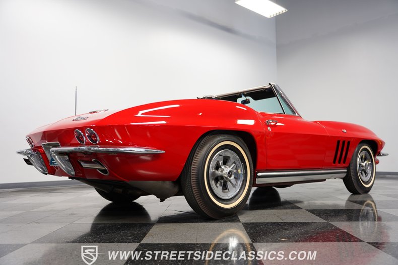 Unknown-Corvette-1965-Rally-Red-Black-29