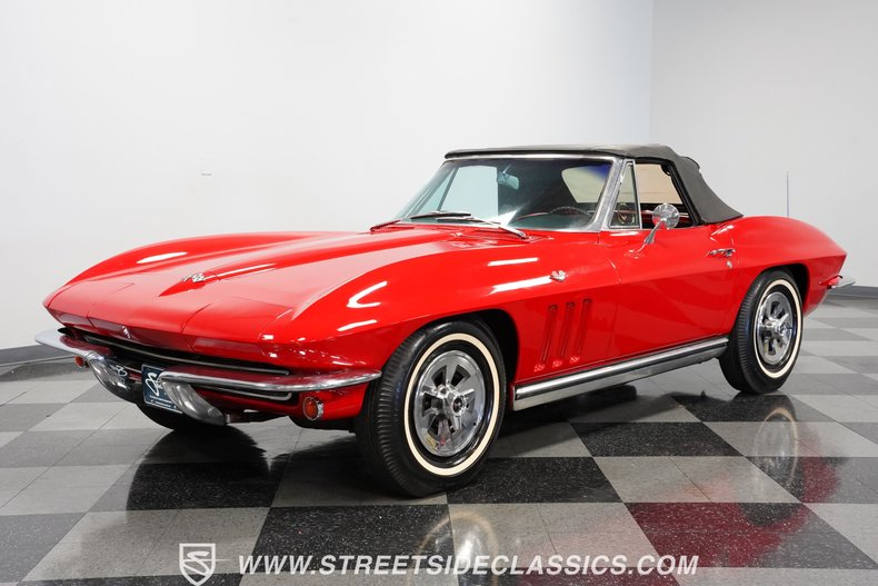Unknown-Corvette-1965-Rally-Red-Black-3