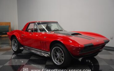 Unknown-Corvette-1965-Rally-Red-Black-31