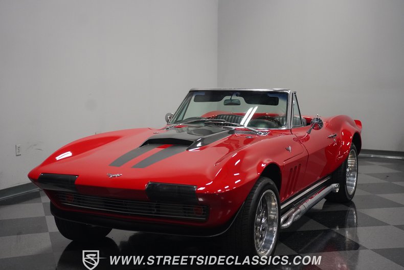 Unknown-Corvette-1965-Rally-Red-Black-34