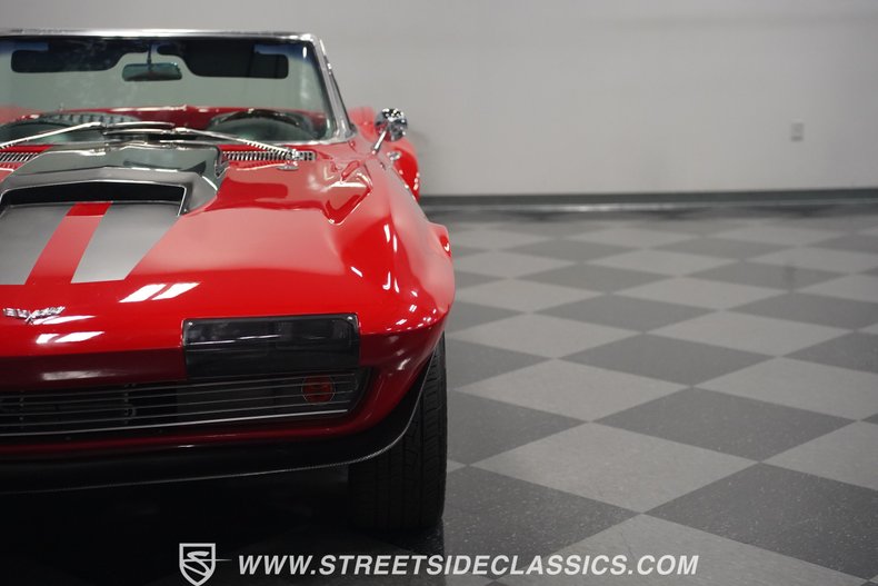 Unknown-Corvette-1965-Rally-Red-Black-35