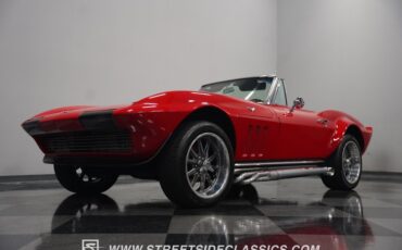 Unknown-Corvette-1965-Rally-Red-Black-36