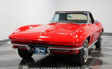 Unknown-Corvette-1965-Rally-Red-Black-4