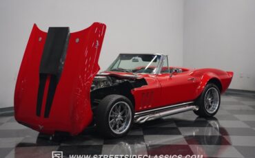 Unknown-Corvette-1965-Rally-Red-Black-45