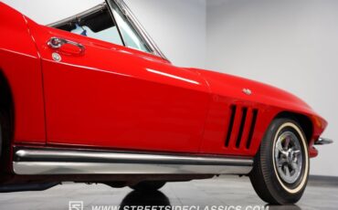 Unknown-Corvette-1965-Rally-Red-Black-48