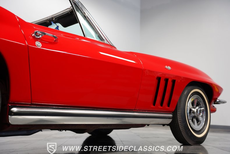 Unknown-Corvette-1965-Rally-Red-Black-48