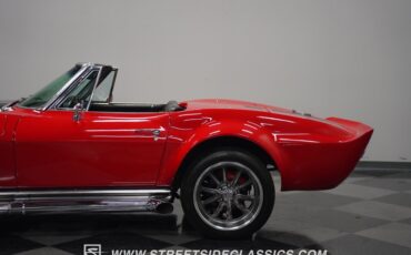 Unknown-Corvette-1965-Rally-Red-Black-8