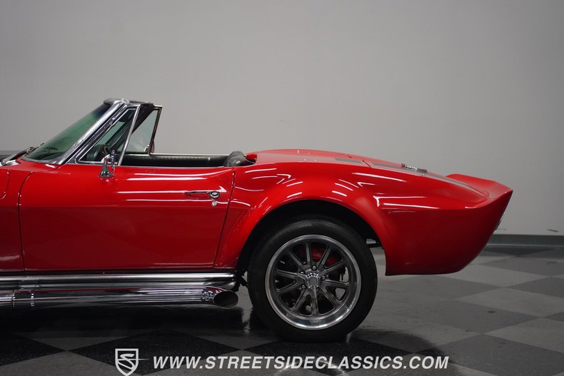 Unknown-Corvette-1965-Rally-Red-Black-8