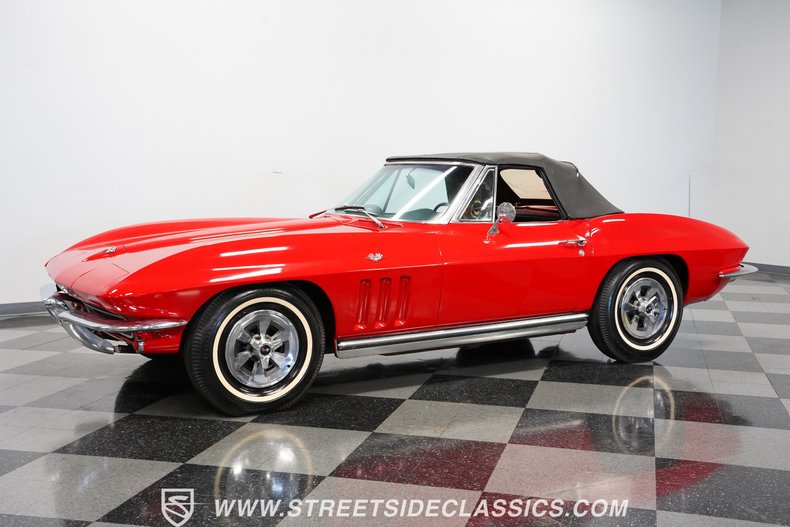Unknown-Corvette-1965-Rally-Red-Black-9