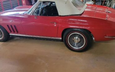 Unknown-Corvette-1965-Red-Black-10