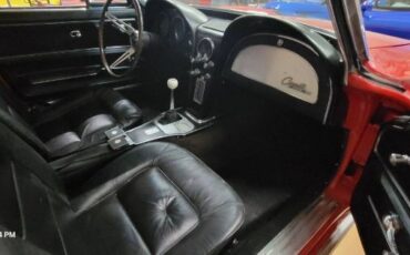 Unknown-Corvette-1965-Red-Black-12