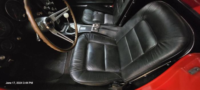 Unknown-Corvette-1965-Red-Black-13