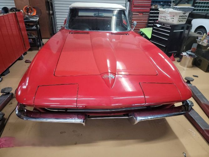 Unknown-Corvette-1965-Red-Black-8
