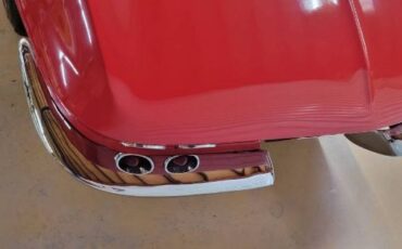 Unknown-Corvette-1965-Red-Black-9
