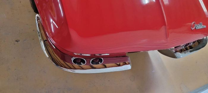 Unknown-Corvette-1965-Red-Black-9