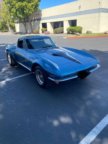 Unknown-Corvette-1966-Blue-Black-Leather-1