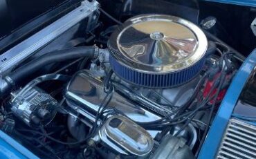 Unknown-Corvette-1966-Blue-Black-Leather-10