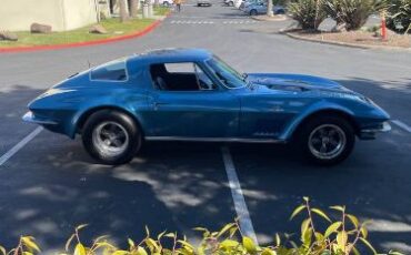 Unknown-Corvette-1966-Blue-Black-Leather-2