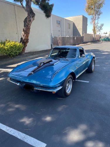 Unknown-Corvette-1966-Blue-Black-Leather-3