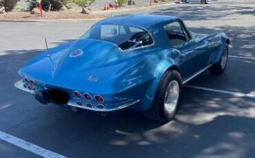 Unknown-Corvette-1966-Blue-Black-Leather-4