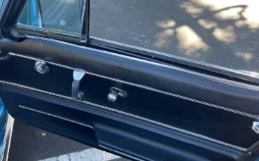 Unknown-Corvette-1966-Blue-Black-Leather-9