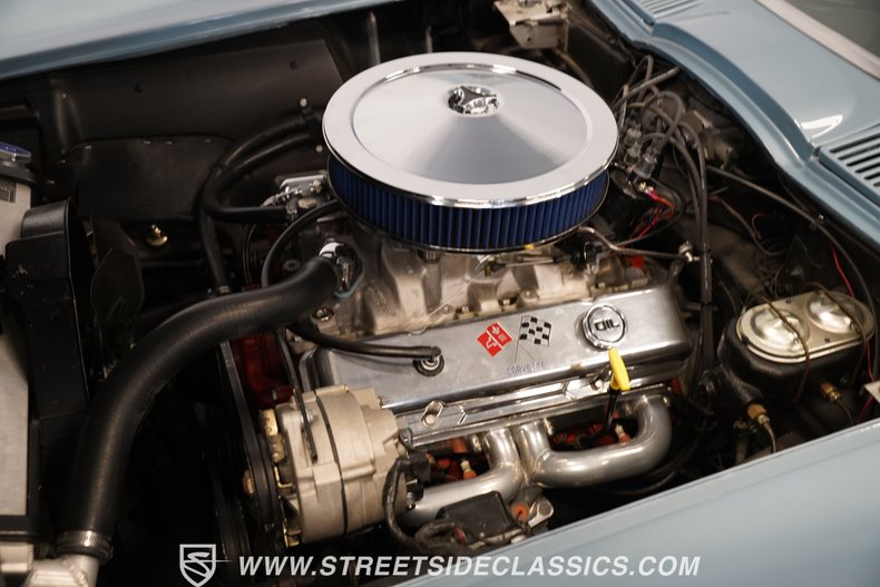 Unknown-Corvette-1966-Laguna-Blue-Black-24