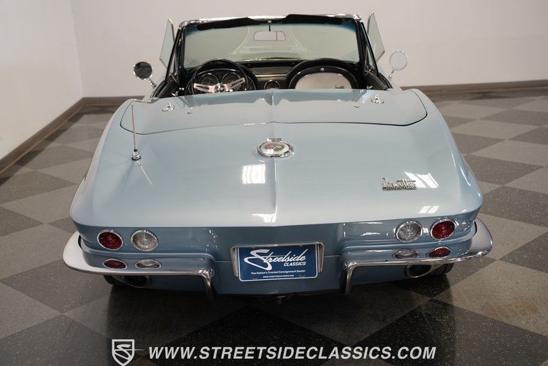 Unknown-Corvette-1966-Laguna-Blue-Black-31