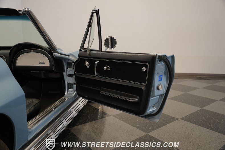 Unknown-Corvette-1966-Laguna-Blue-Black-45
