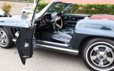 Unknown-Corvette-1966-Laguna-Blue-Dark-Blue-Vinyl-12