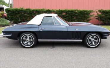 Unknown-Corvette-1966-Laguna-Blue-Dark-Blue-Vinyl-20