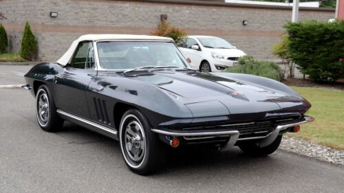 Unknown-Corvette-1966-Laguna-Blue-Dark-Blue-Vinyl-24