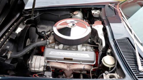 Unknown-Corvette-1966-Laguna-Blue-Dark-Blue-Vinyl-6