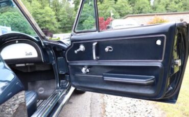 Unknown-Corvette-1966-Laguna-Blue-Dark-Blue-Vinyl-8