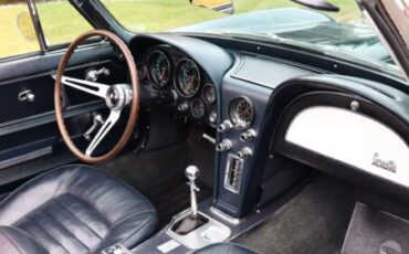Unknown-Corvette-1966-Laguna-Blue-Dark-Blue-Vinyl-9