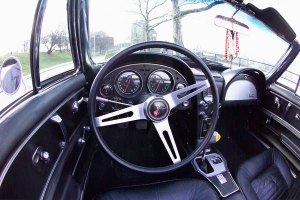 Unknown-Corvette-1966-Maroon-Black-1