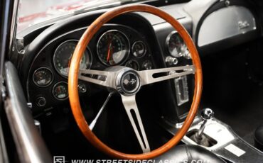 Unknown-Corvette-1966-Milano-Maroon-Black-11