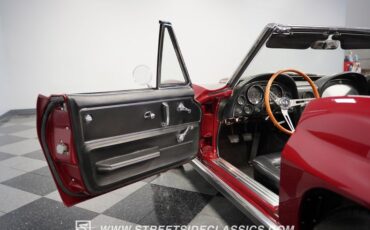 Unknown-Corvette-1966-Milano-Maroon-Black-9