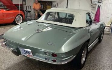 Unknown-Corvette-1966-Mosport-Green-Black-6