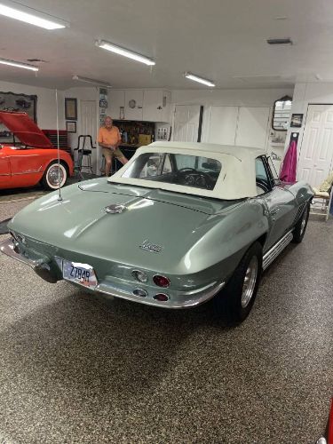 Unknown-Corvette-1966-Mosport-Green-Black-6