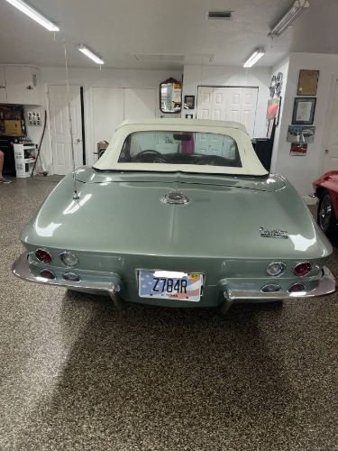 Unknown-Corvette-1966-Mosport-Green-Black-9