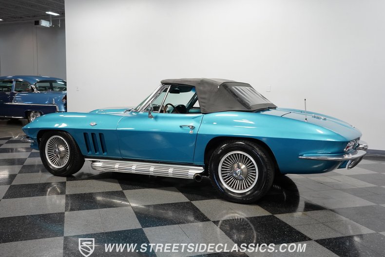 Unknown-Corvette-1966-Nassau-Blue-Blue-11