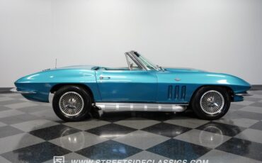 Unknown-Corvette-1966-Nassau-Blue-Blue-17