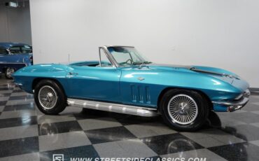 Unknown-Corvette-1966-Nassau-Blue-Blue-18