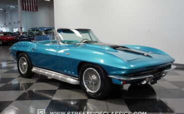Unknown-Corvette-1966-Nassau-Blue-Blue-19
