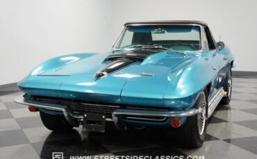 Unknown-Corvette-1966-Nassau-Blue-Blue-21