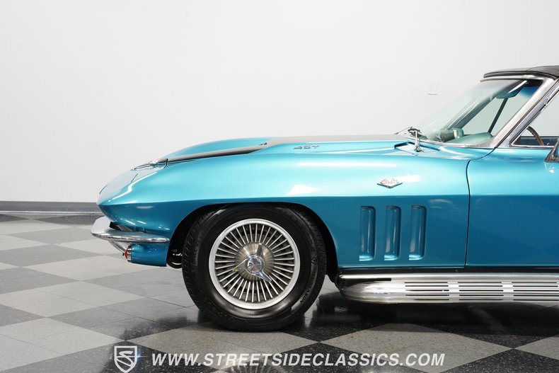 Unknown-Corvette-1966-Nassau-Blue-Blue-26